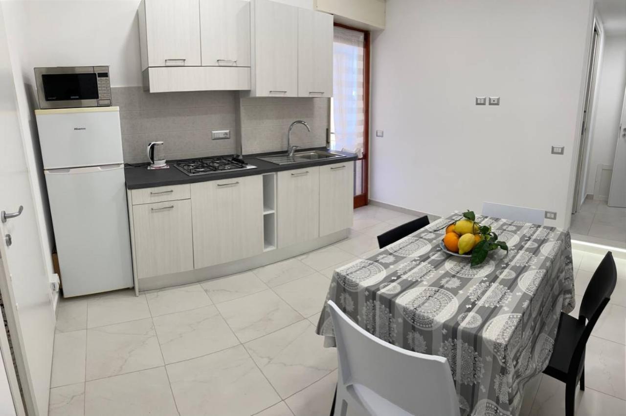 A Casa E' Mamma Apartment ซอร์เรนโต ภายนอก รูปภาพ